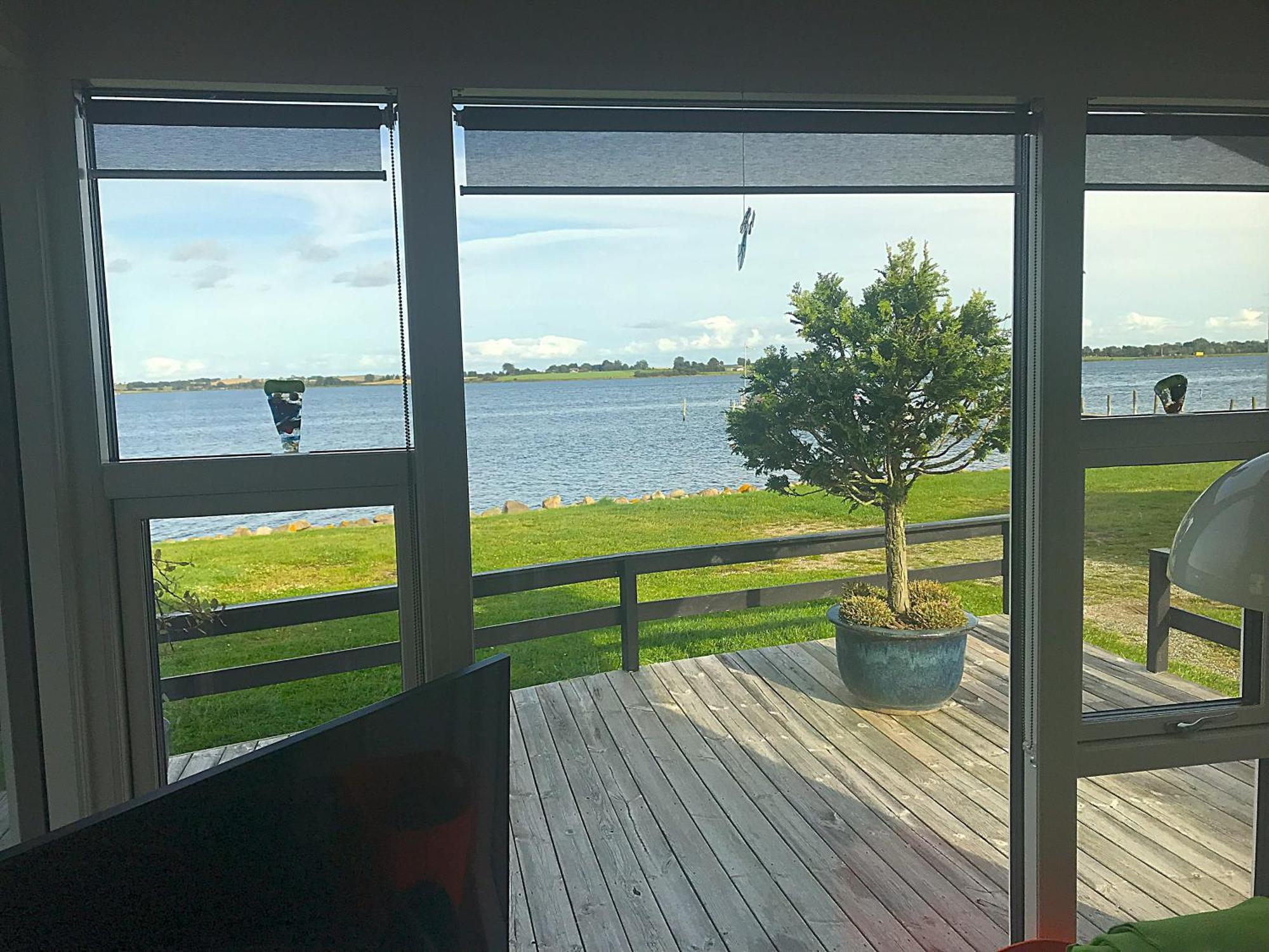 Eksklusiv Sommerhus Beliggende I Vandkanten Munkebo Exterior photo